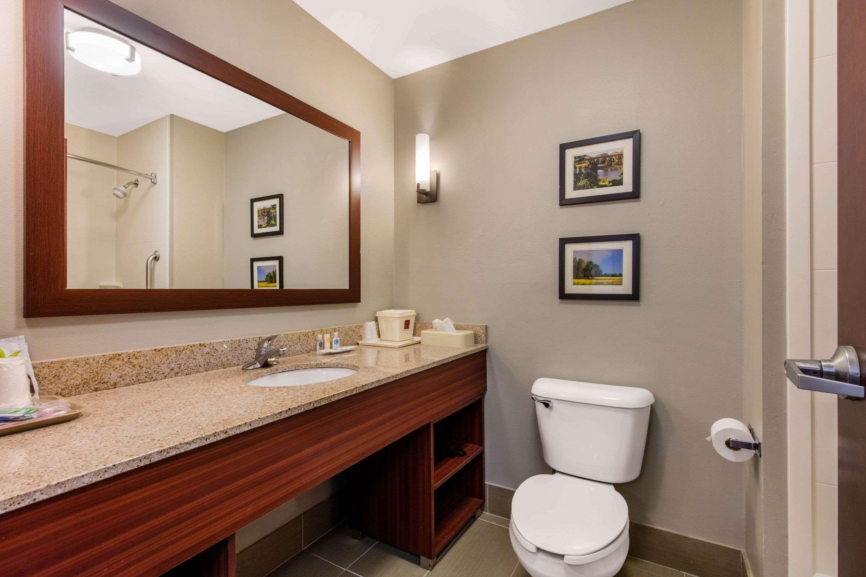 Comfort Suites Tuscaloosa Near University Exteriör bild