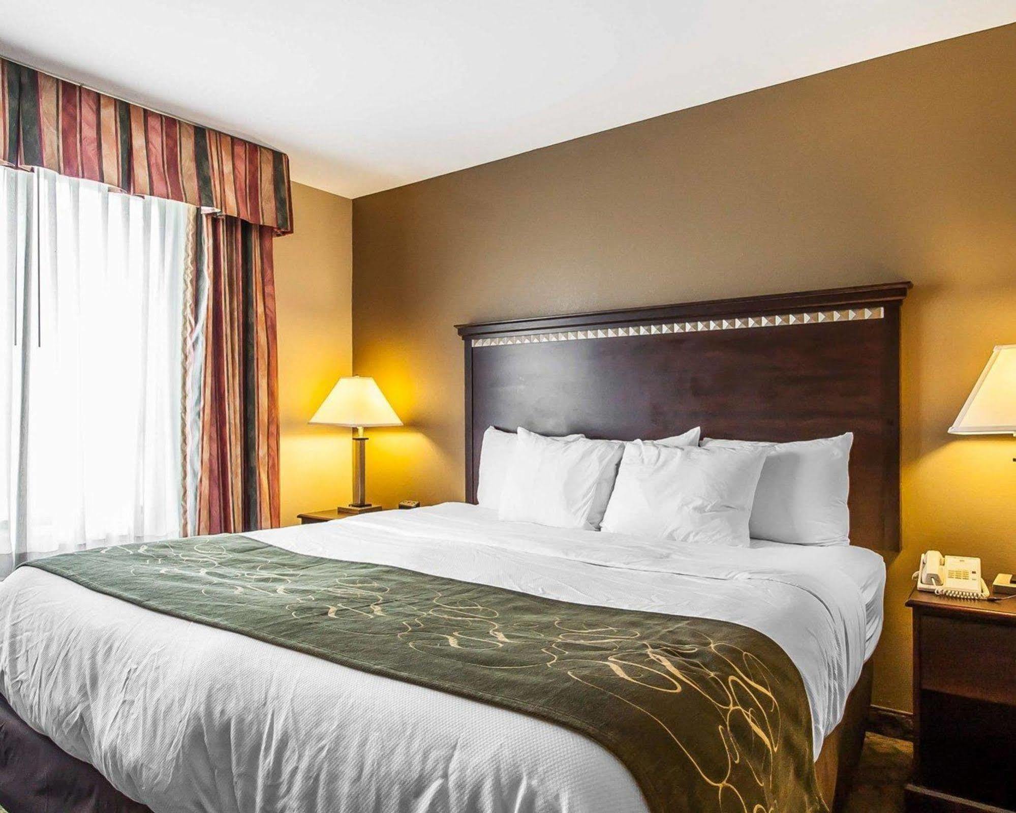 Comfort Suites Tuscaloosa Near University Exteriör bild